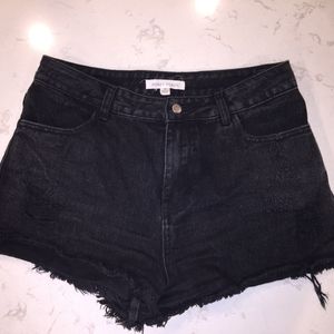 HONEY PUNCH BLACK JEAN SHORTS